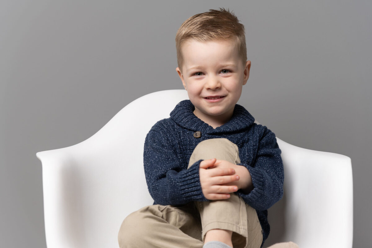 Portrait of a toddler boy in Lara Grauer Photography's portfolio